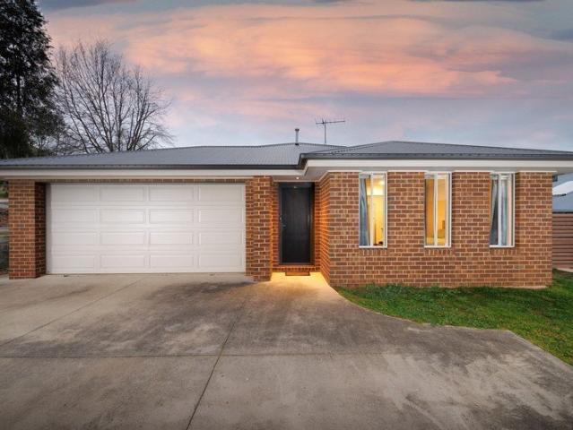 House for sale in Bandiana, Victoria