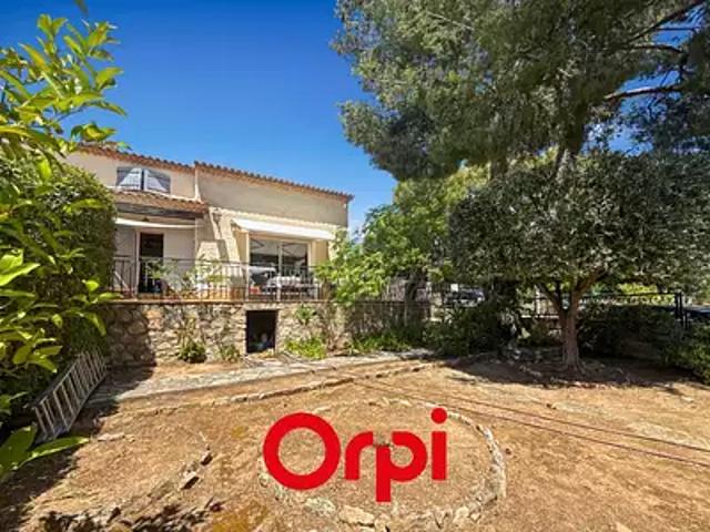 Maison vente à Arrondissement de Toulon, Bandol
