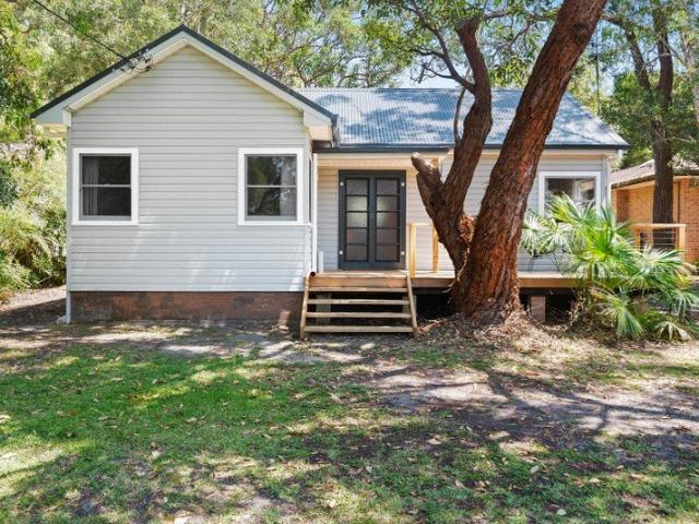 House for sale in Pearl Beach, Central Coast Council