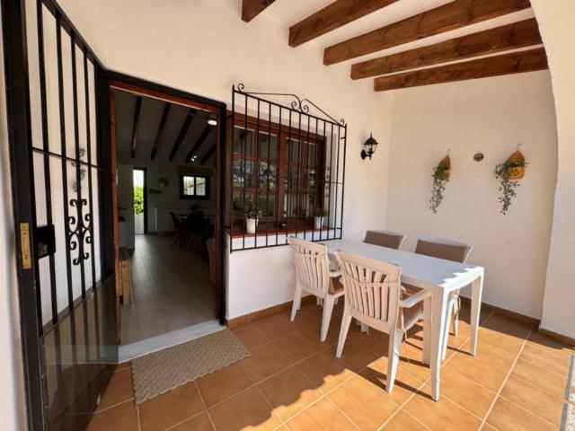 Bungalow en alquiler en Moraira, Teulada