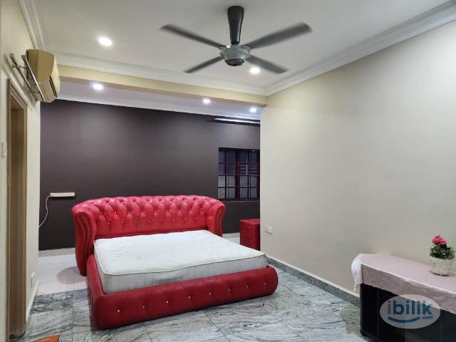 Room for rent in Petaling, Damansara Damai