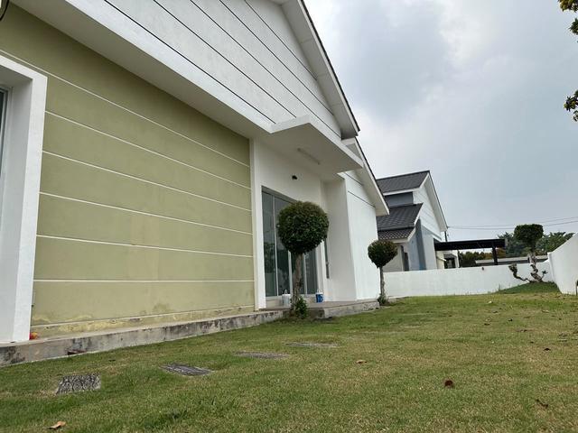 Bungalow for sale in Wellesley, Penang
