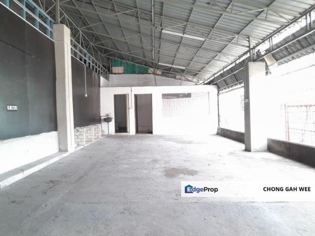 Shop for rent in Kajang, Langat