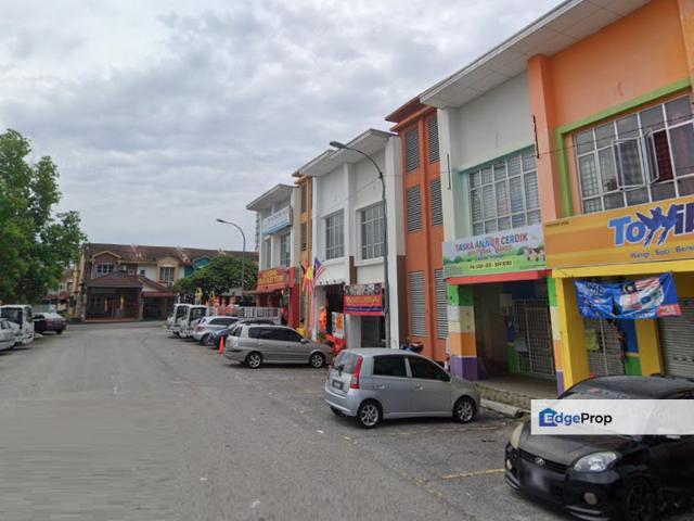 Shop for rent in Kajang, Langat