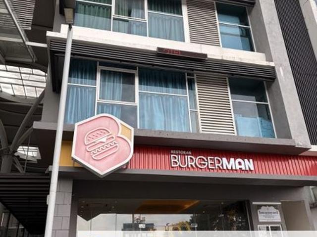 Shop for sale in Kajang, Langat