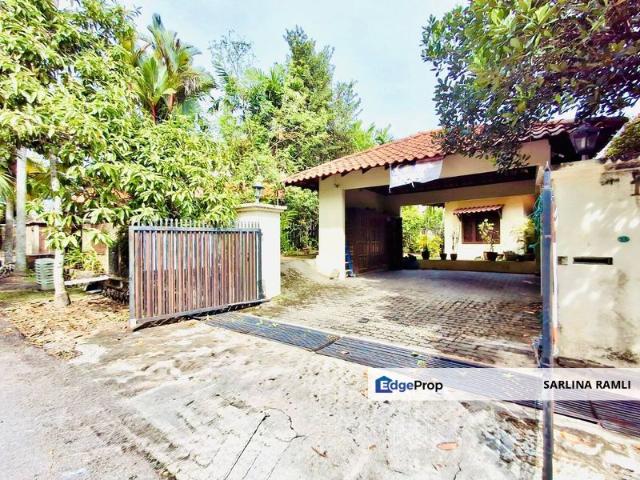 House for sale in Kajang, Langat