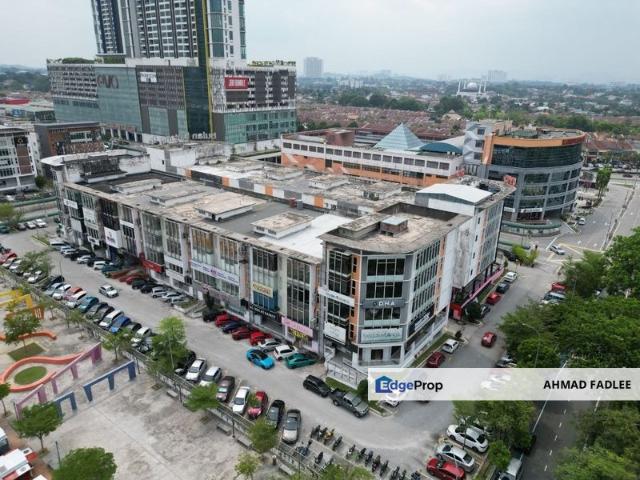 Shop for sale in Kajang, Langat