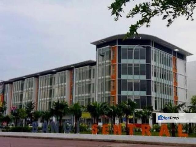 Shop for sale in Kajang, Langat