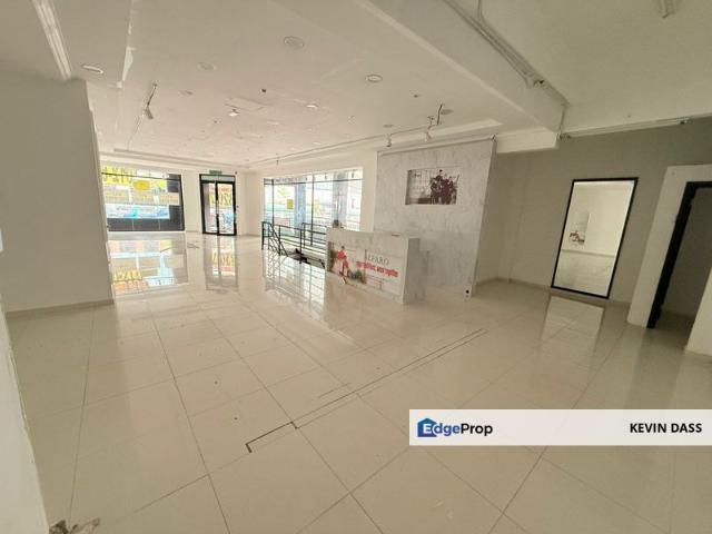 Shop for rent in Kajang, Langat