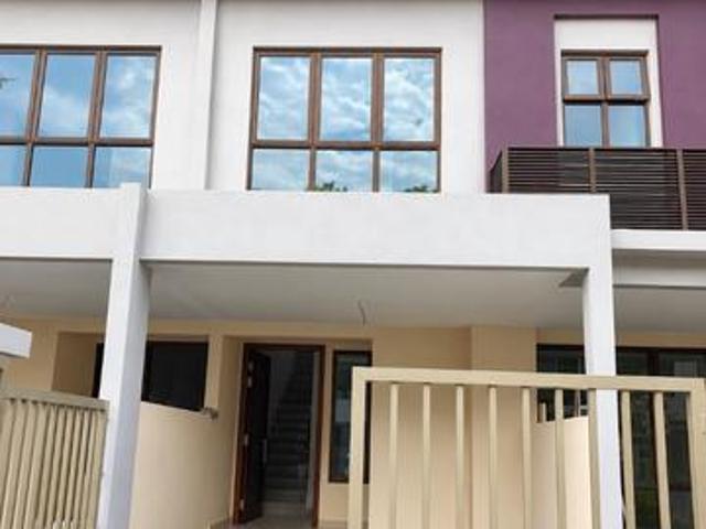 Townhouse for rent in Kajang, Langat