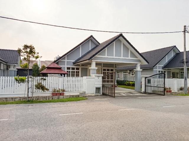 Bungalow for sale in Bemban, Jasin