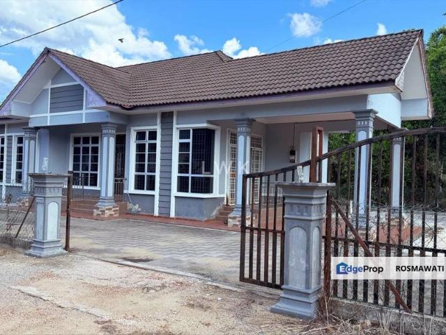 House for sale in Tanah Merah