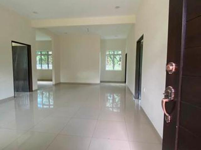 Bungalow for sale in Batu Pahat, Johor