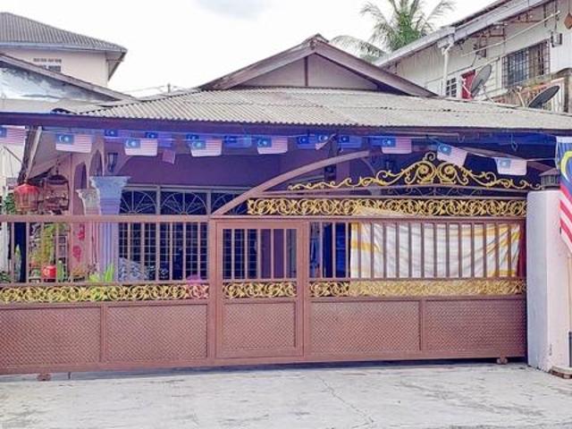 Bungalow for sale in Selayang, Selangor