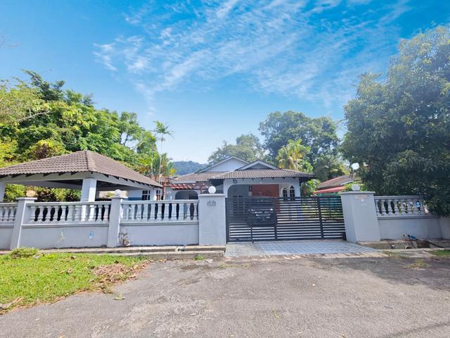 Bungalow for sale in Kuantan, Pahang
