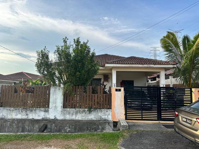 Bungalow for sale in Petaling, Subang Jaya