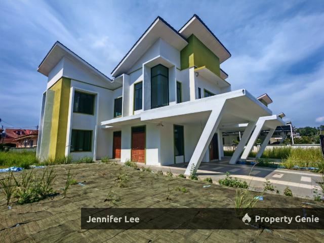 Bungalow for sale in Perak