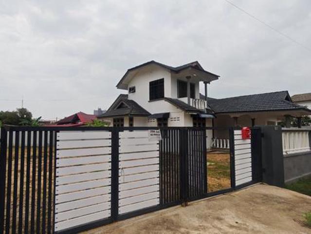 Bungalow for sale in Kuantan, Pahang