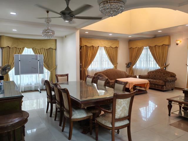 Bungalow for rent in Johore Bahru, Johor