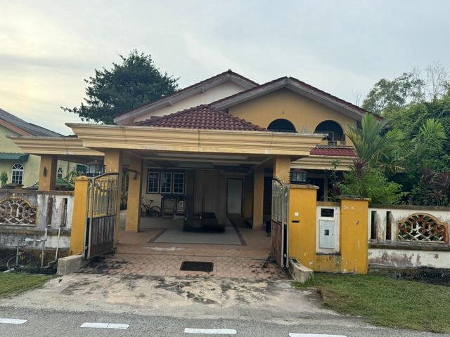 Bungalow for sale in Tringganu