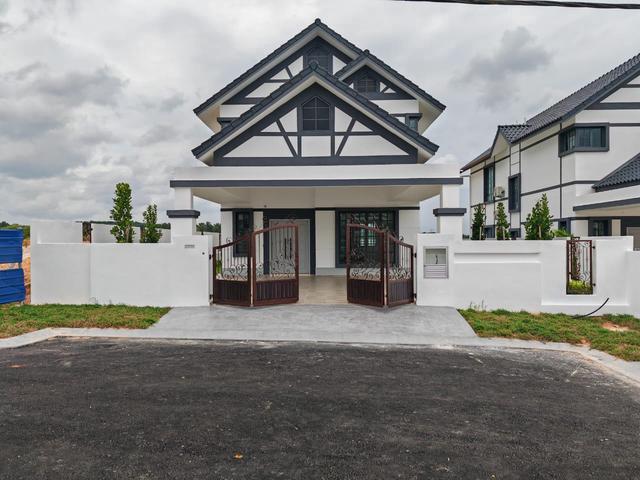 Bungalow for sale in Kluang, Johor