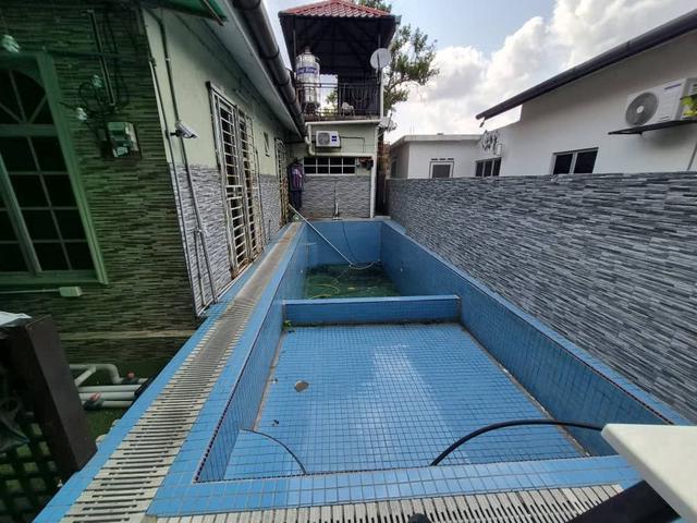 Bungalow for sale in Petaling, Subang Jaya