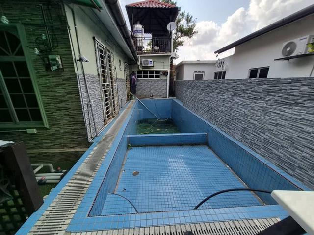 Bungalow for sale in Petaling, Subang Jaya