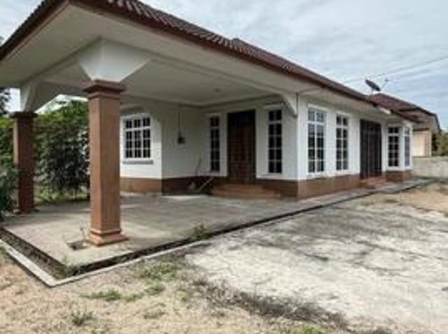 Bungalow for sale in Ketereh, Kelantan