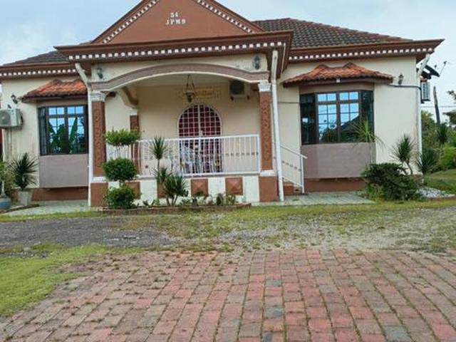 Bungalow for sale in Kota Tinggi, Johor