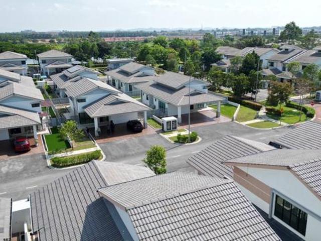 Bungalow for sale in Wellesley, Penang