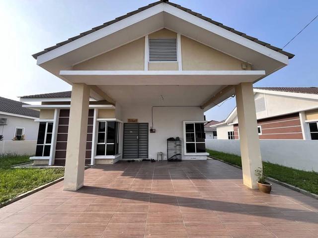 Bungalow for sale in Perak, Batu Gajah