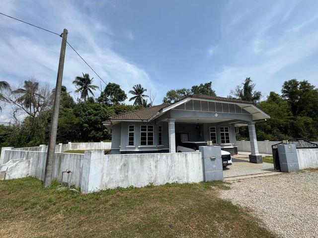 Bungalow for sale in Kuantan, Pahang