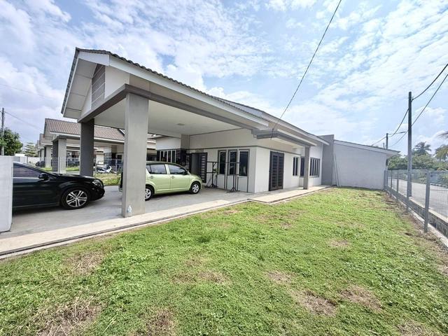 Bungalow for sale in Kuantan, Pahang