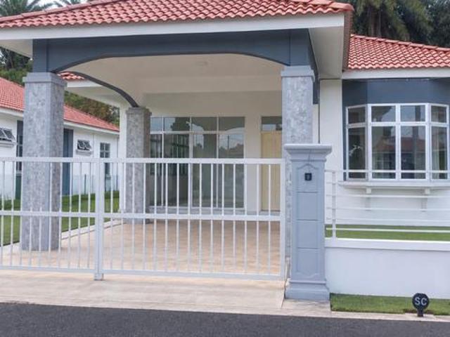 Bungalow for rent in Wellesley, Penang
