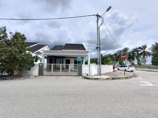 Bungalow for sale in Wellesley, Penang