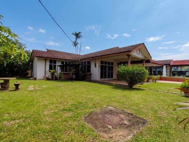 Bungalow for sale in Jitra, Kedah
