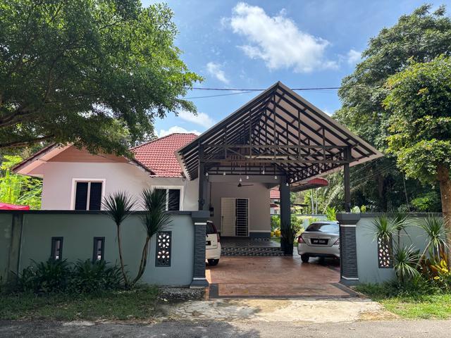 Bungalow for sale in Peringat, Kelantan