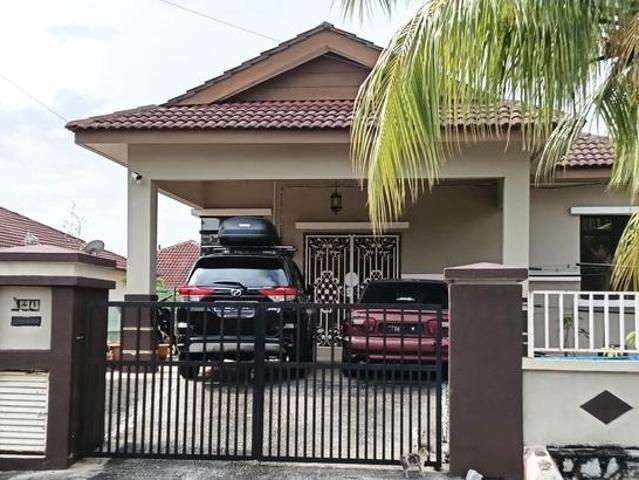 Bungalow for sale in Sendayan Village, Negeri Sembilan
