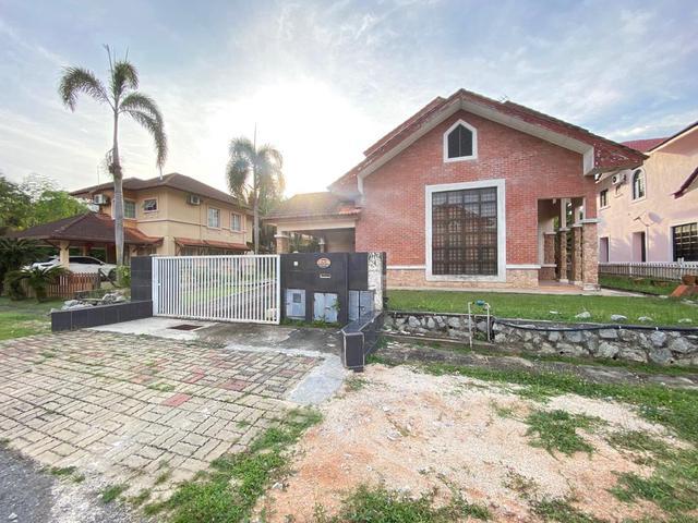 Bungalow for sale in Mantin, Negeri Sembilan
