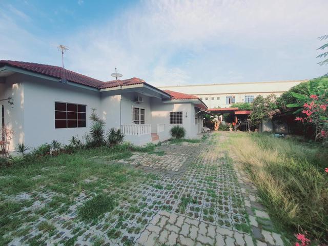 Bungalow for sale in Sungai Udang, Malaka