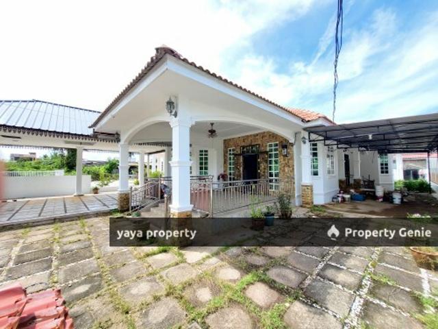 Bungalow for sale in Tanah Merah, Kelantan