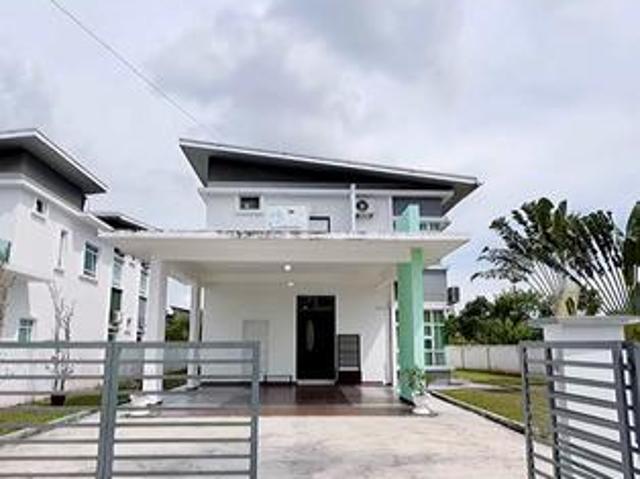 Bungalow for sale in Duyong, Malaka