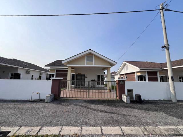 Bungalow for sale in Perak, Batu Gajah