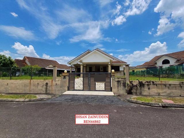 Bungalow for sale in Kuala Muda, Kedah