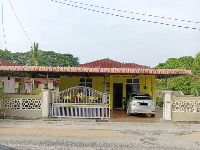 Bungalow for sale in Wellesley, Penang