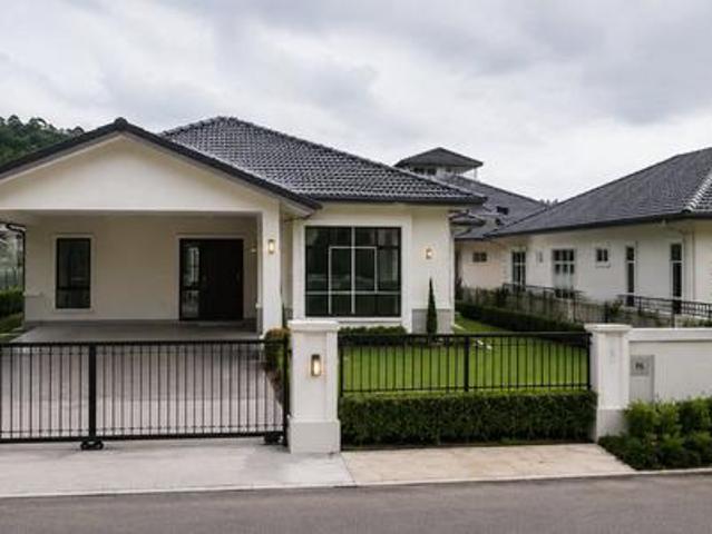 Bungalow for sale in Sendayan Village, Negeri Sembilan