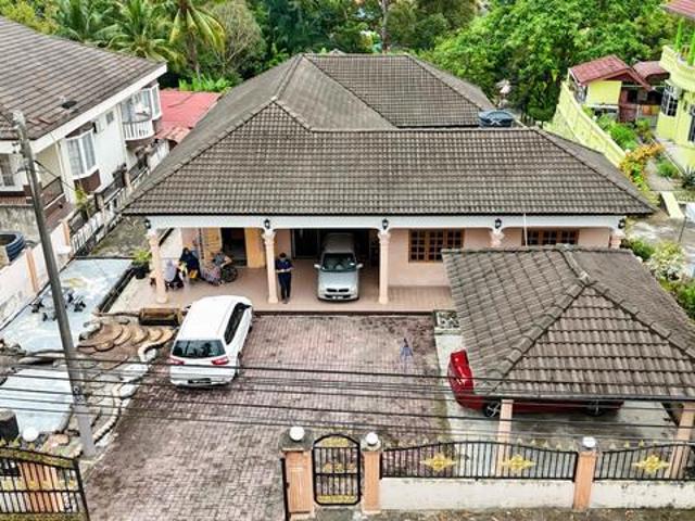 Bungalow for sale in Sendayan Village, Negeri Sembilan