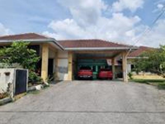 Bungalow for sale in Tanjong Sepat, Selangor