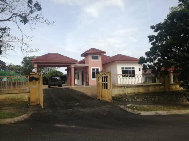 Bungalow for sale in Sendayan Village, Negeri Sembilan