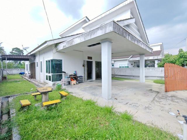 Bungalow for sale in Perak